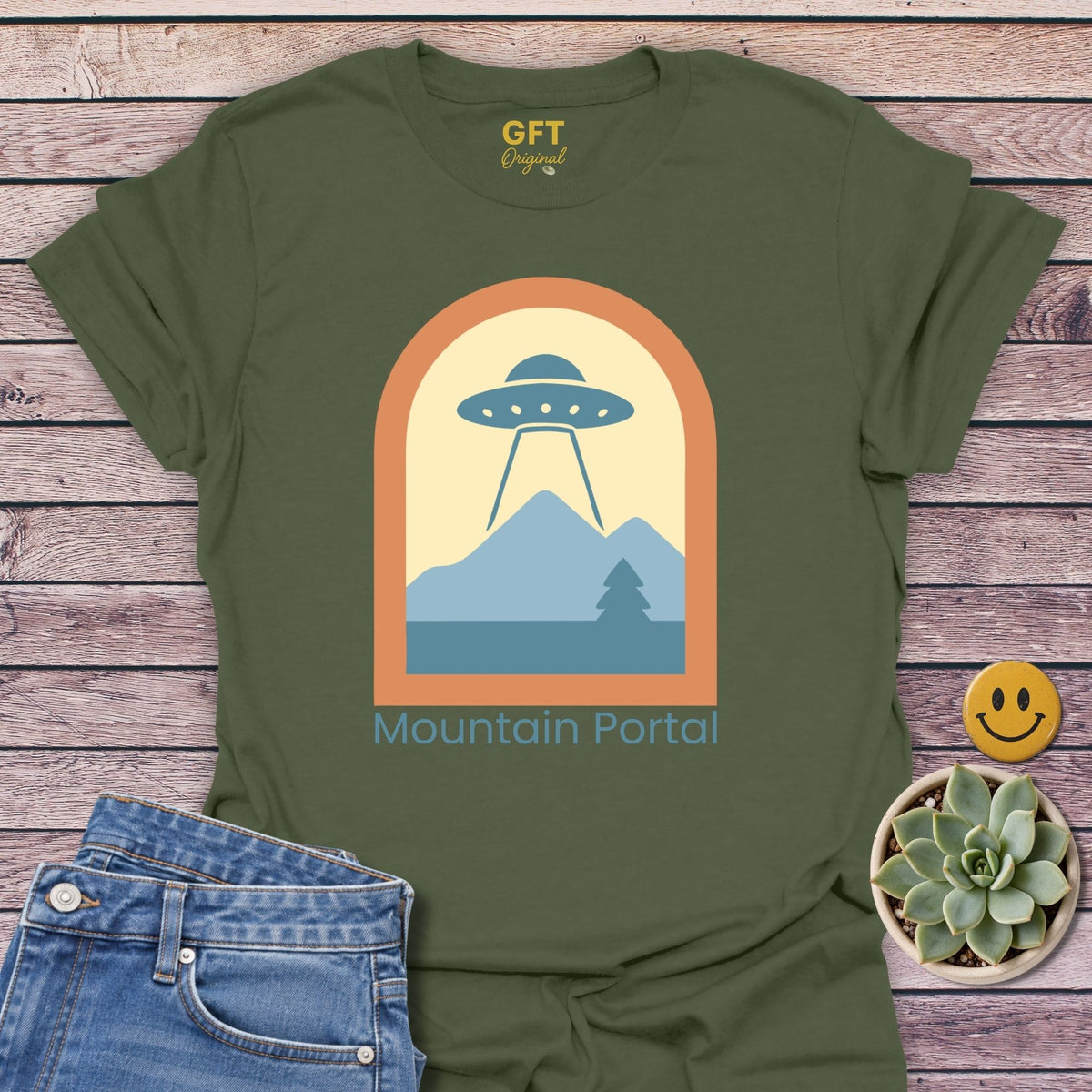Mountain Portal Classic Tee in Military Green