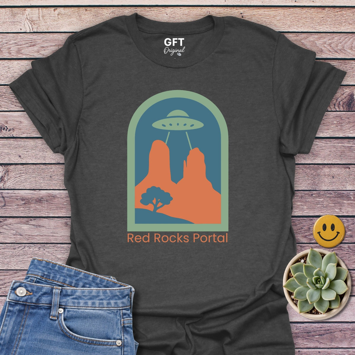 Red Rocks Portal Classic Tee in Dark Heather