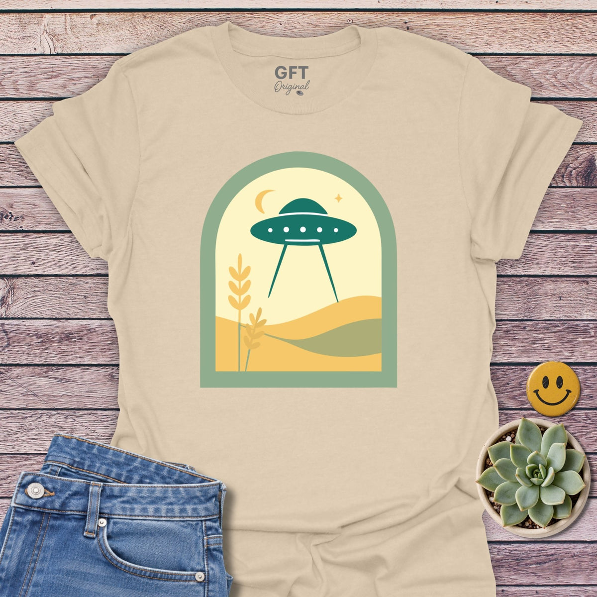 Rolling Hills Portal T-Shirt in Sand