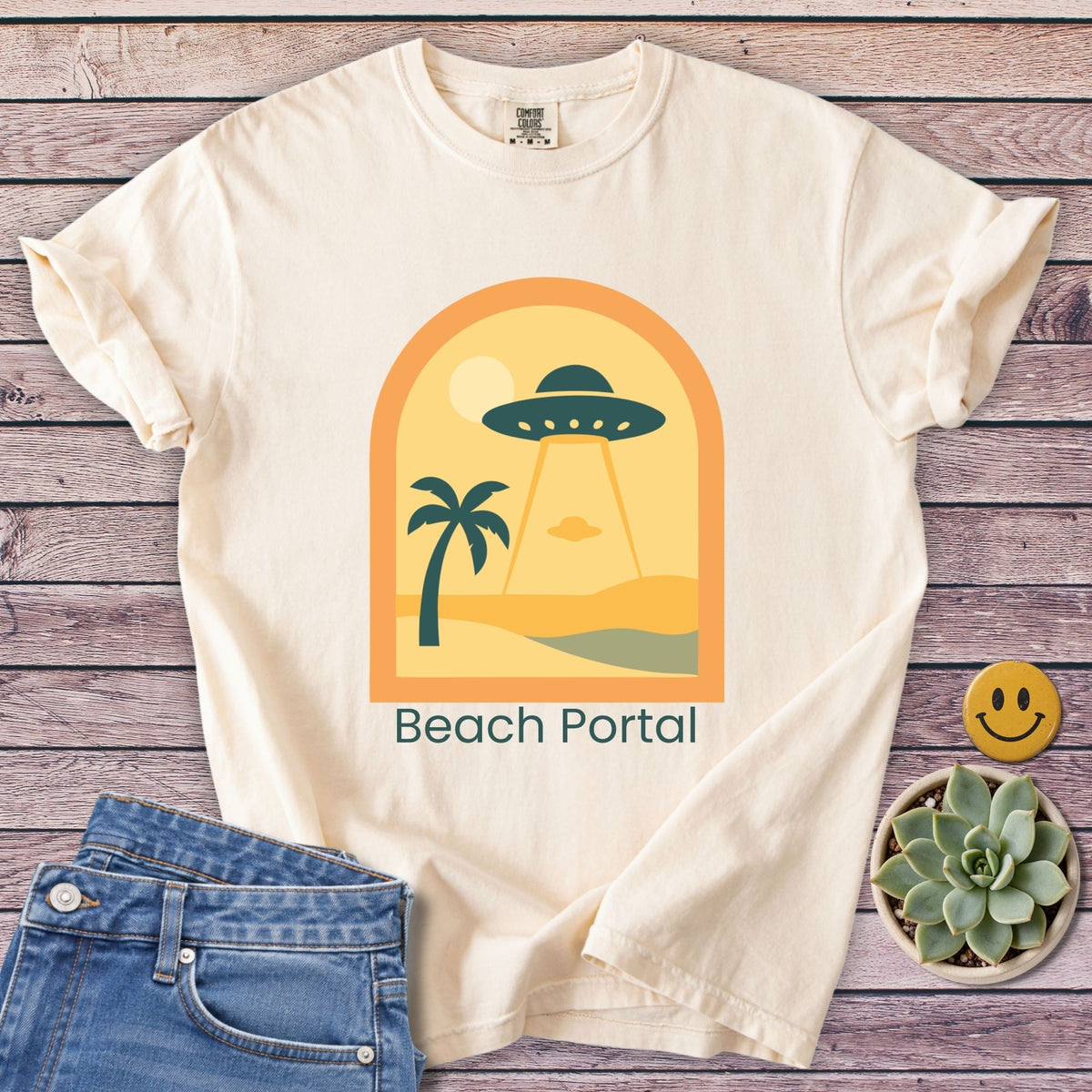 Beach Portal T-Shirt in Ivory