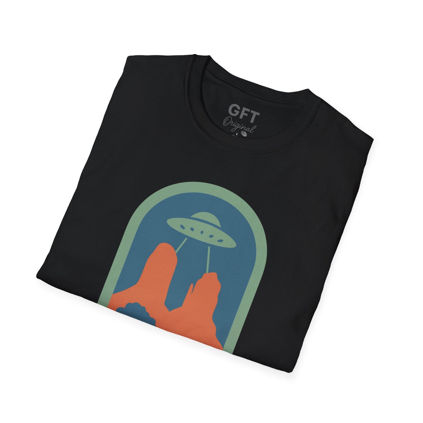 Red Rocks Portal - T-Shirt