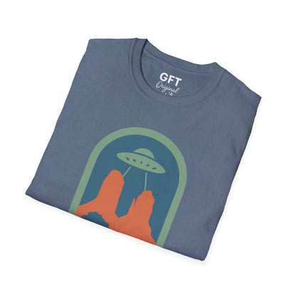 Red Rocks Portal - T-Shirt