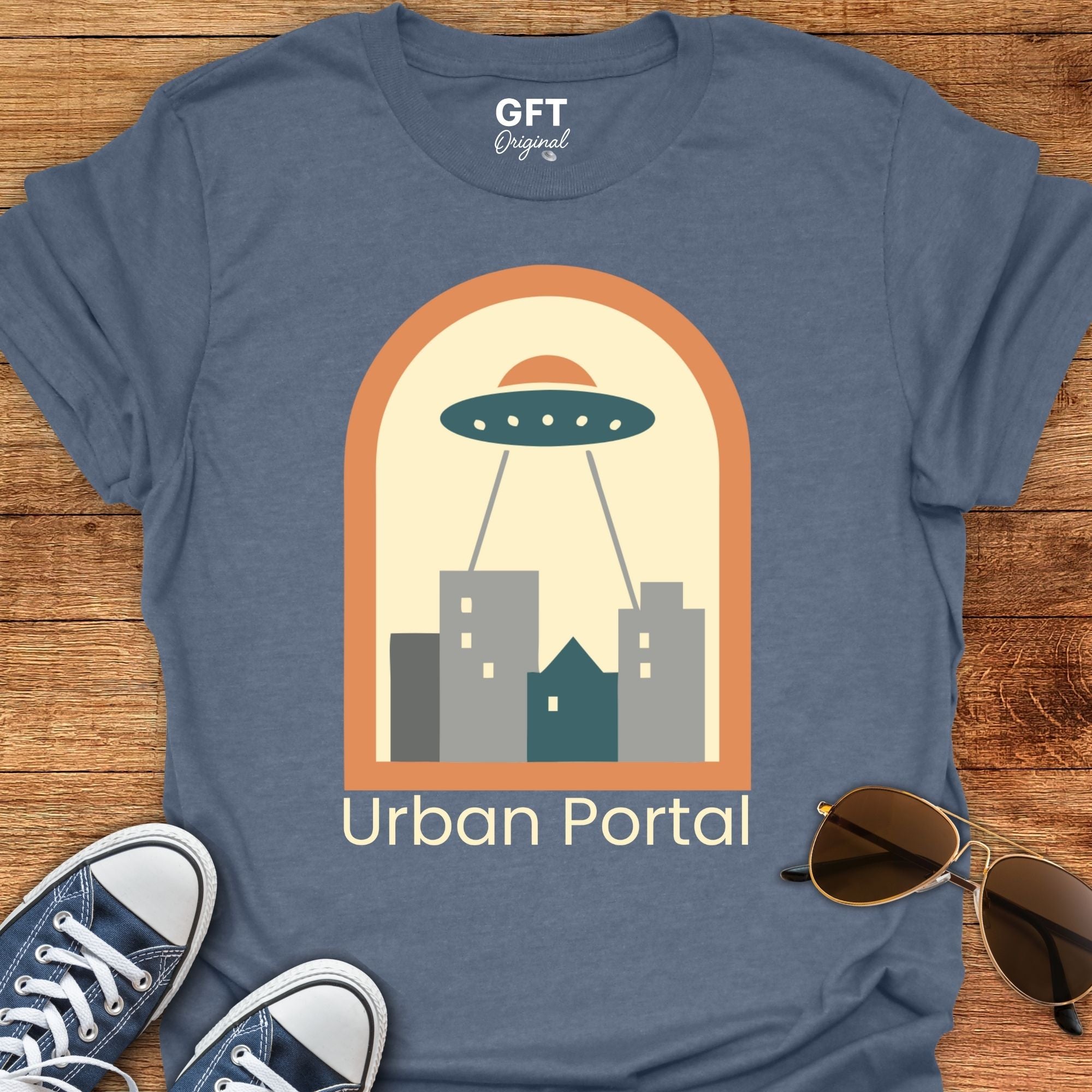 Urban Portal - T-Shirt