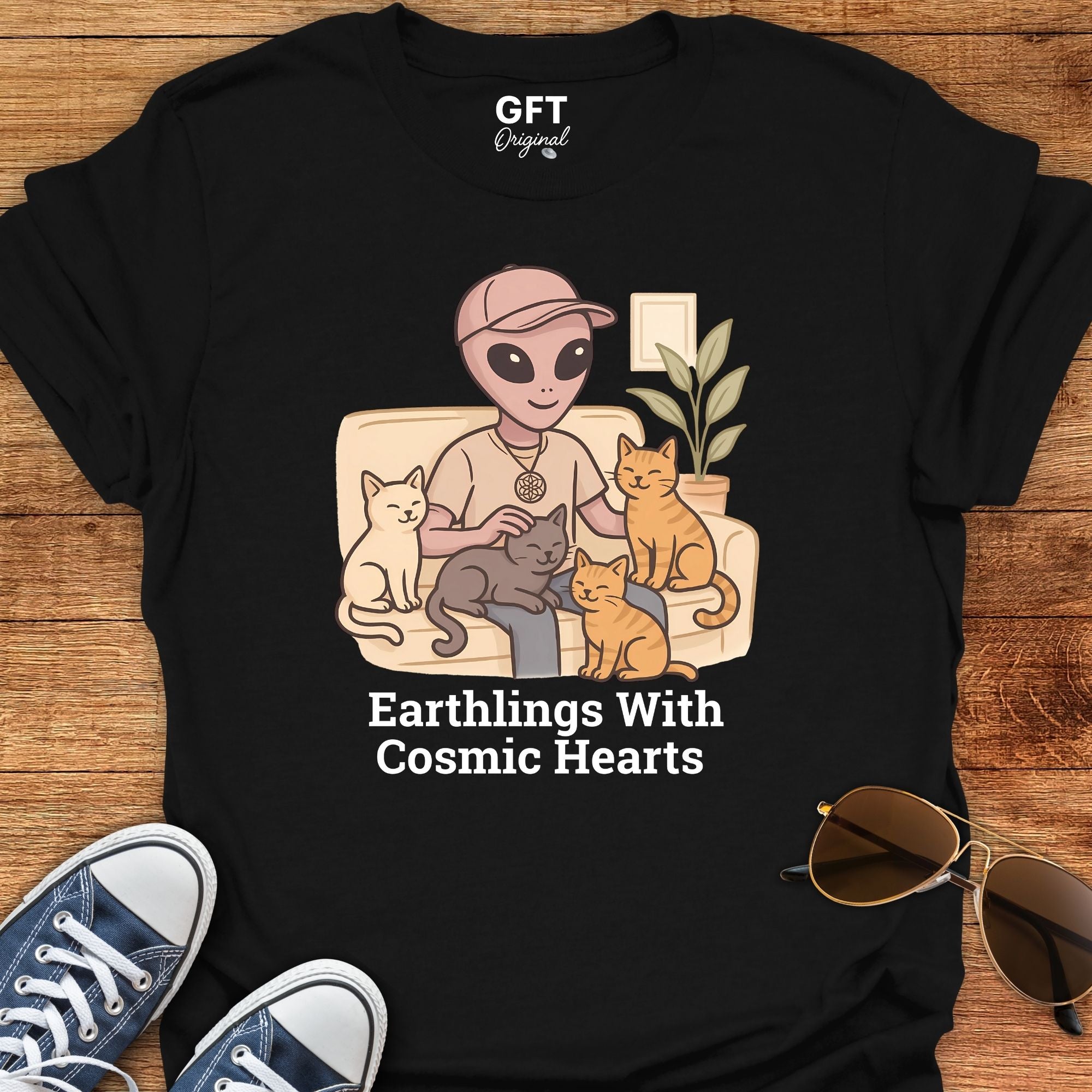 Cosmic Hearts 💜 Cats – T-Shirt