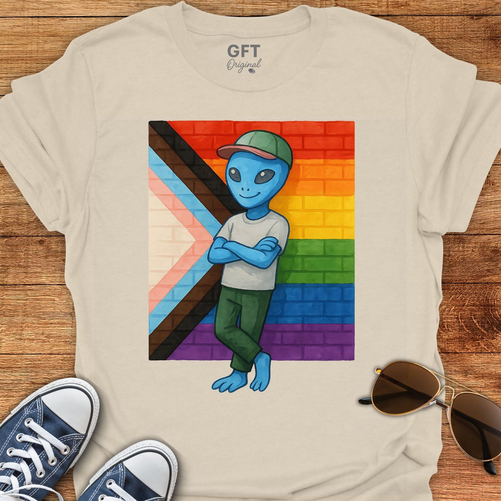 ET Pride Flag - T-Shirt