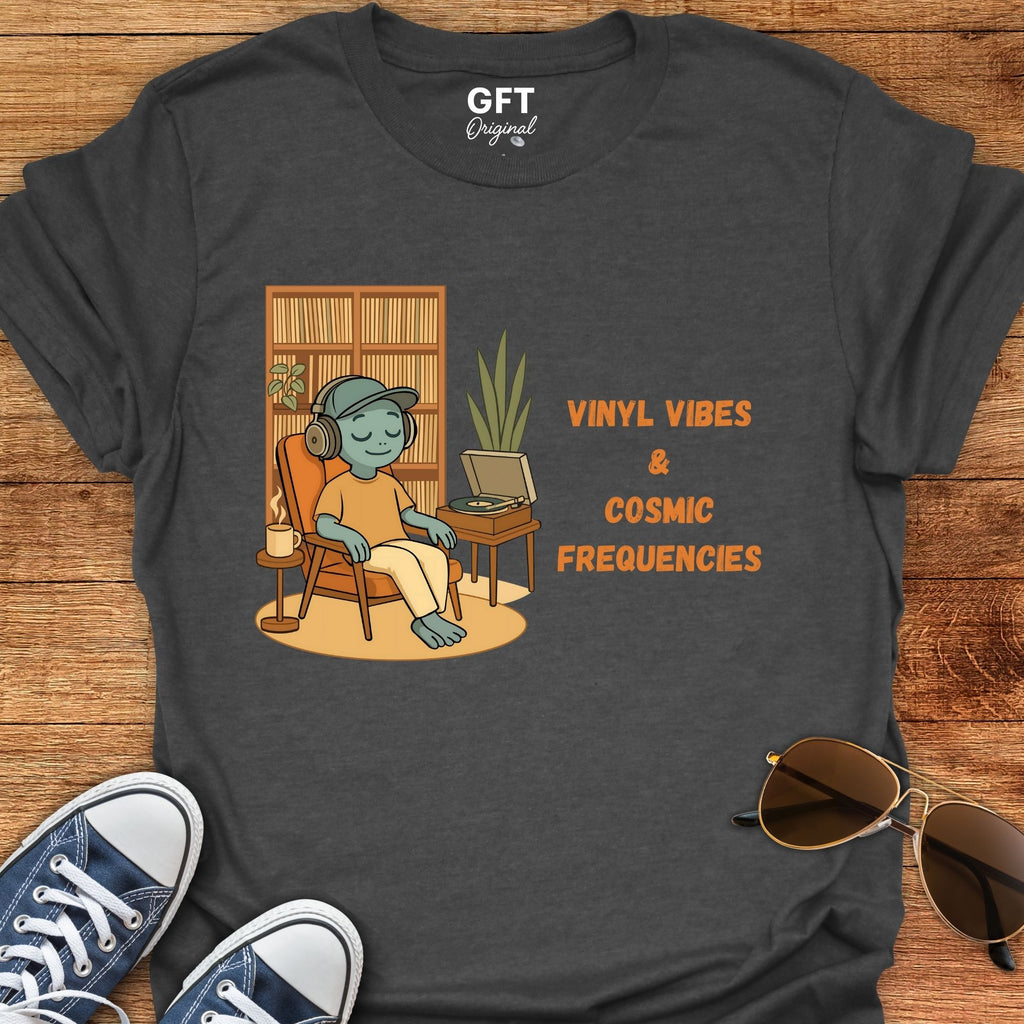 Vinyl Vibes - T-Shirt