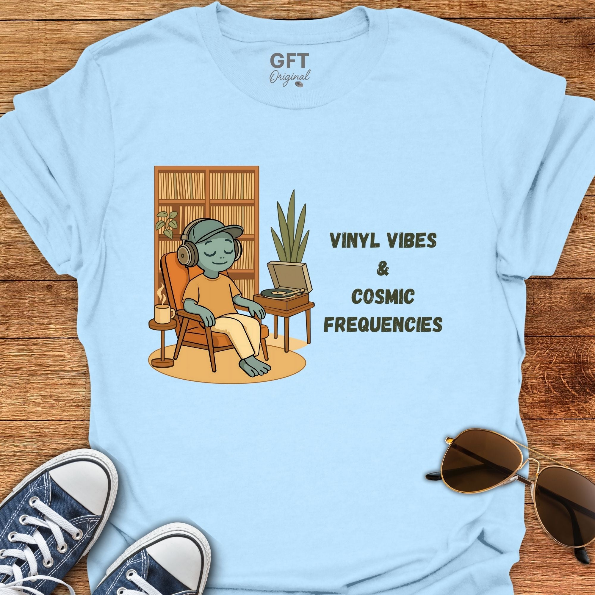 Vinyl Vibes - T-Shirt