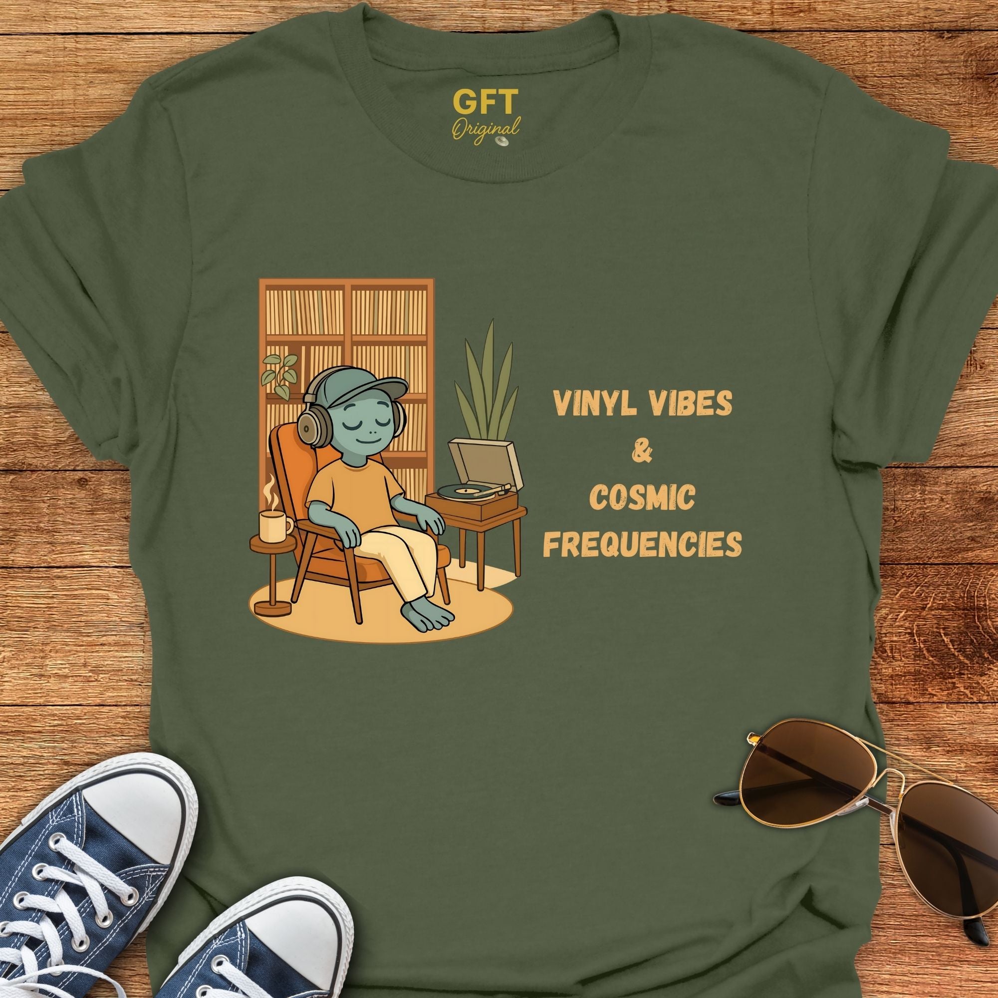 Vinyl Vibes - T-Shirt