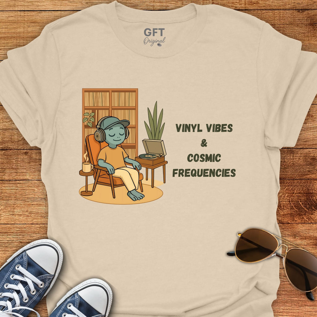 Vinyl Vibes - T-Shirt
