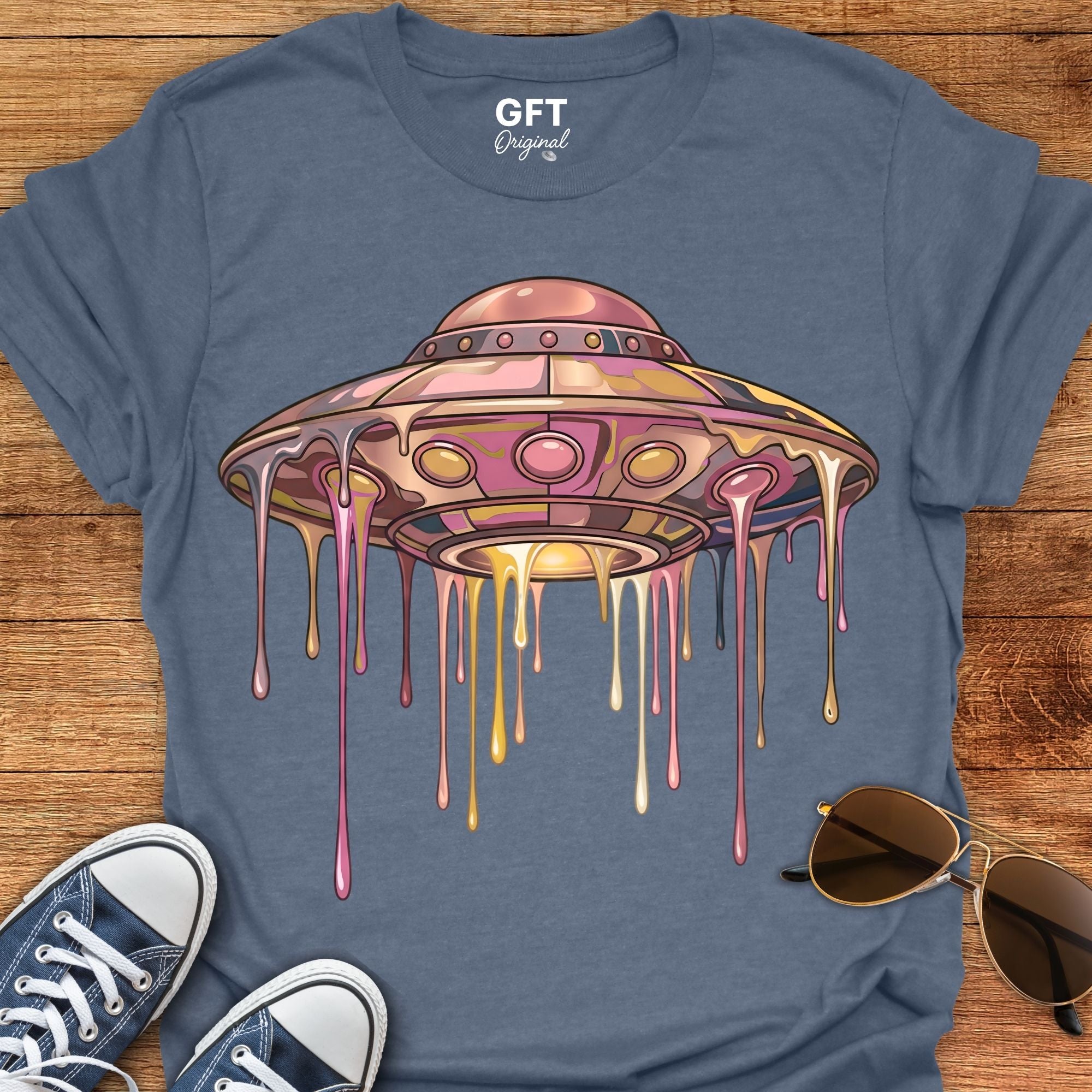 Drippy Trippy UFO Pink - T-Shirt